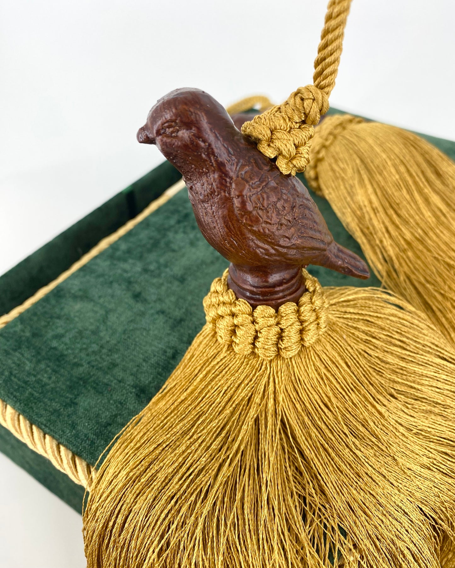 Dekoratyvinis kutas Golden Bird