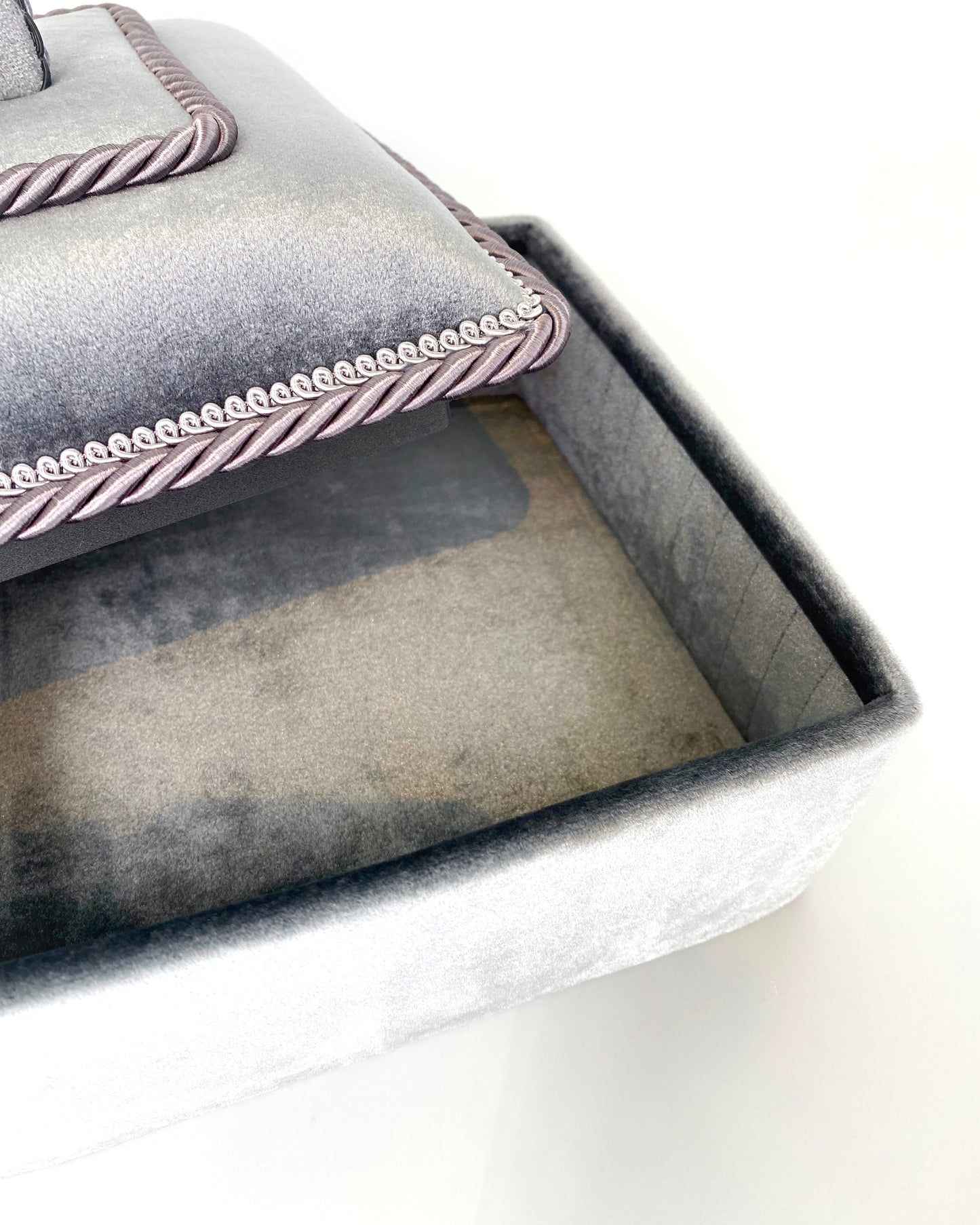 Dėželė Elegant Grey
