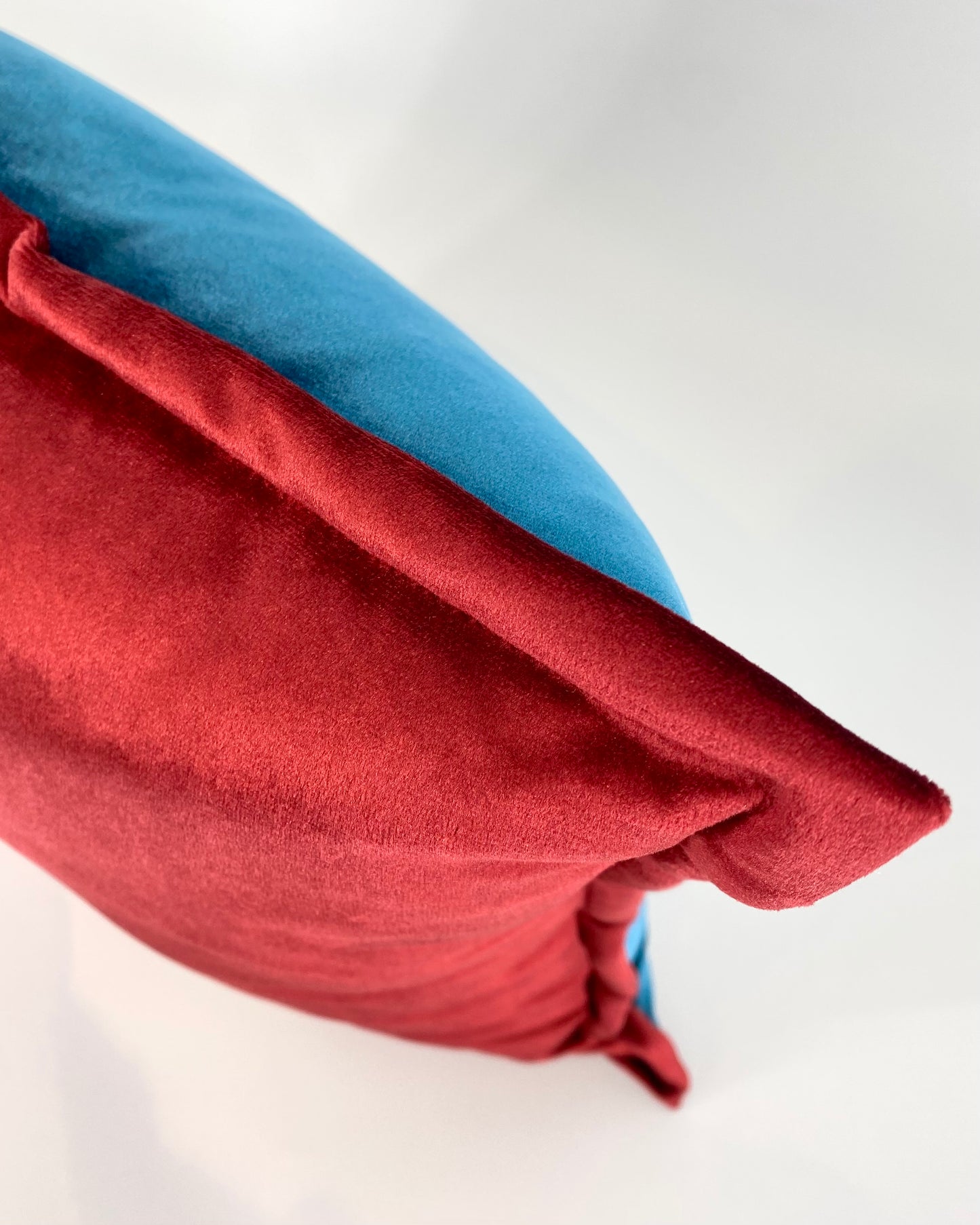 Pagalvė Navy Red