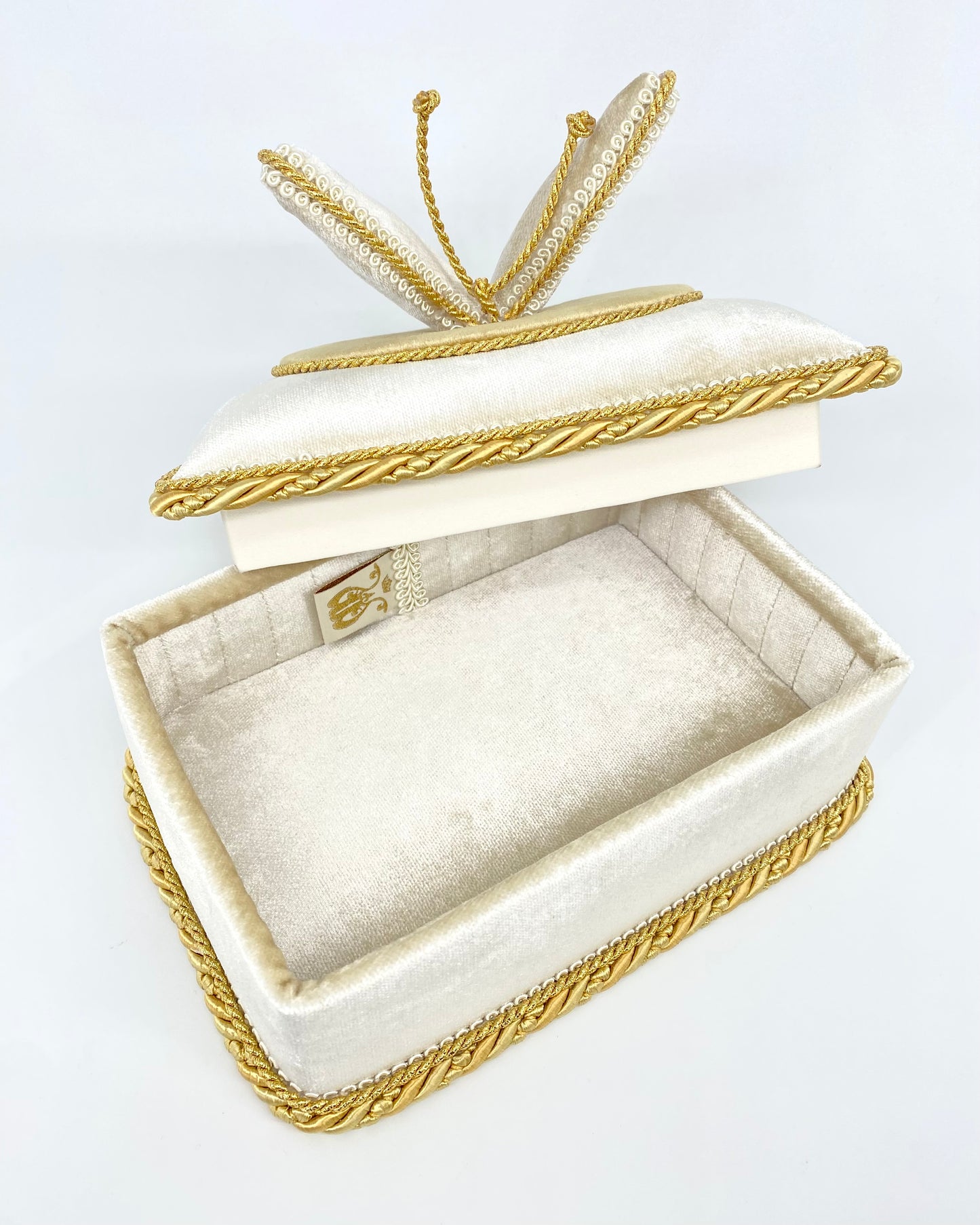 Dėželė Golden Butterfly